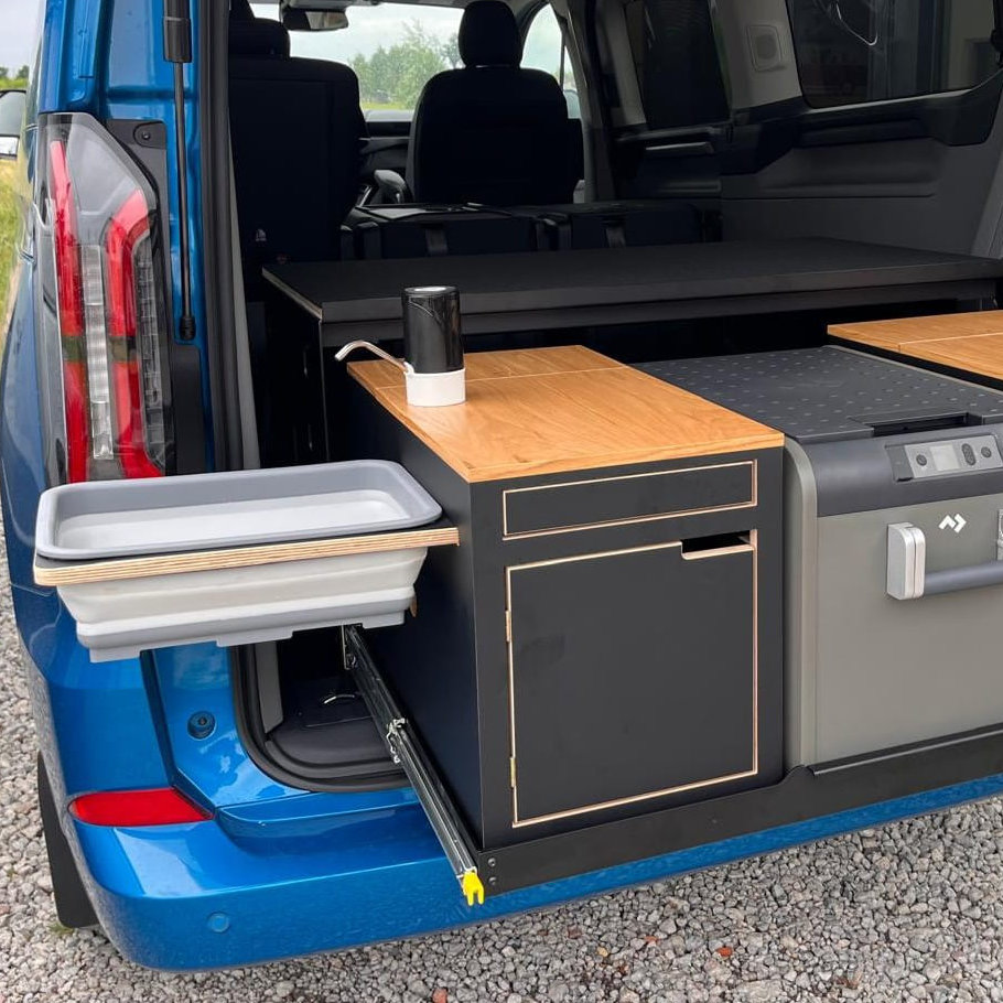 Portable car kitchen
